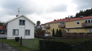 Hen&aring;n