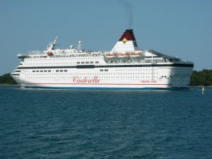 Kreuzfahrten Stockholm - Mariehamn.